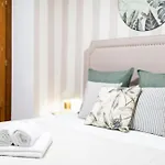 Moderno En Centro Apartamento