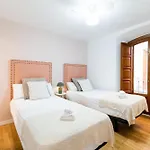 Moderno En Centro Apartment